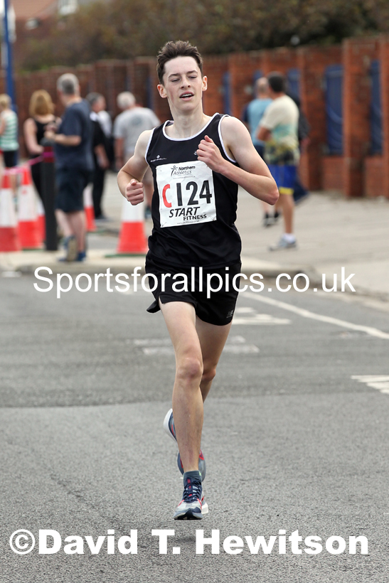 Mens under-17s 2021 Northern 6 and 4 Stage and Young Athletes Road Relays, Redcar. Photo: David T. Hewitson/Sports for All Pics